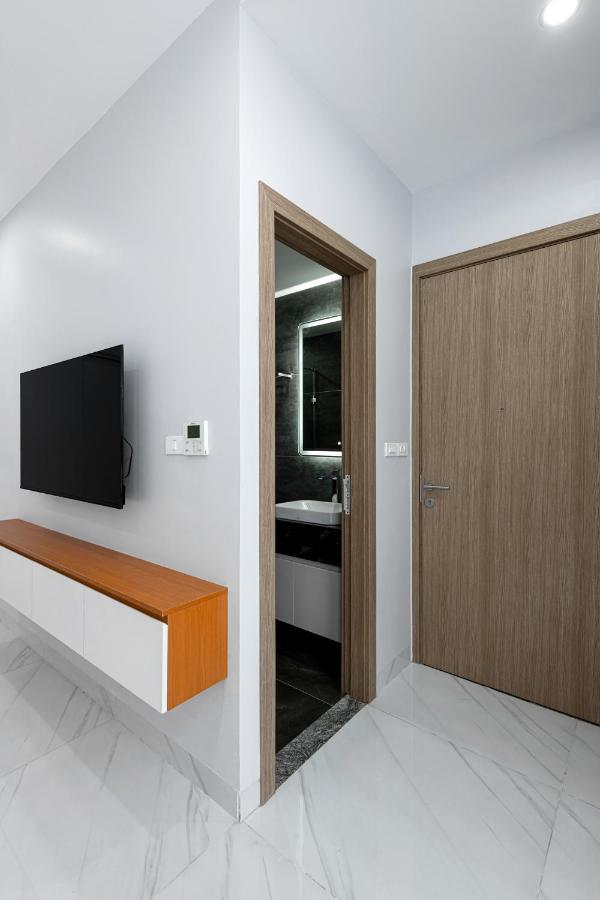 Ami House Aparthotel Hanoi Bagian luar foto